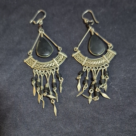 Handmade Jewelry - Elegant Black and Silver Chandelier Earrings